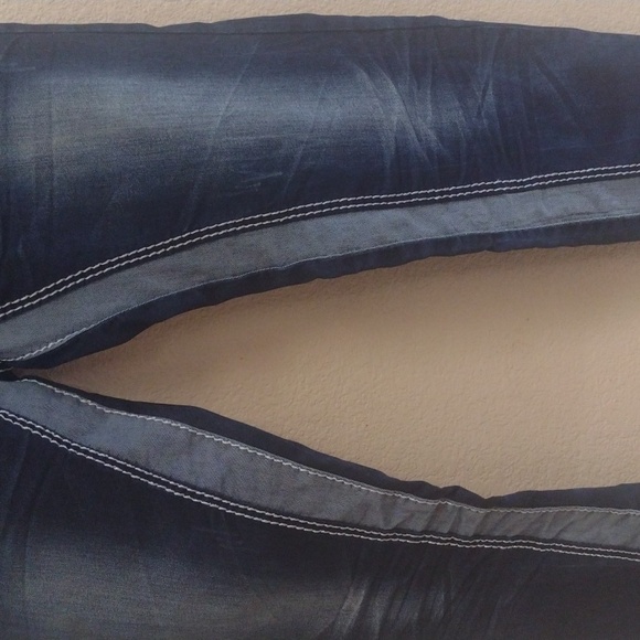 Jeans - Picture 3 of 10